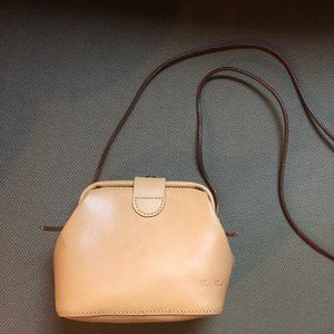 Elegant ladies' leather bag